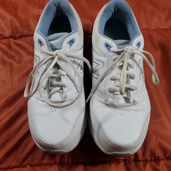 New Balance Women's 928 V3 Lace-up Walking Shoe Size 9 White - Picture 2 of 16